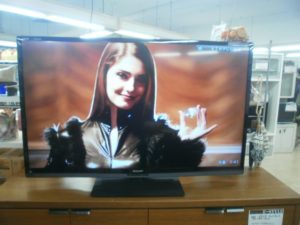 液晶テレビ　SHARP 3D AQUOS をお買取りさせて頂きました。