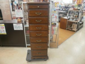 越後民芸のスリムチェストが入荷しました😊