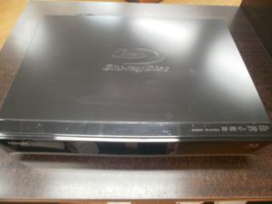 TOSHIBA ブルーレイレーコーダー　をお買取りさせて頂きました。