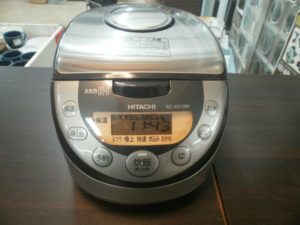 HITACHI  IH炊飯ジャー　5.5合炊きをお買取りさせて頂きました。