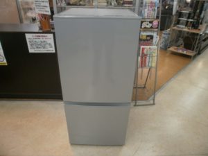 AQUA  2ドア冷蔵庫をお買取りさせて頂きました。