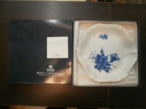 ロイヤルコペンハーゲン　ブルーフラワーカーブ　六角プレートをお買取りさせて頂きました。