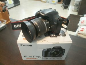 Canon 一眼レフデジタルカメラ EOS Kiss X2 をお買取りさせて頂きました。