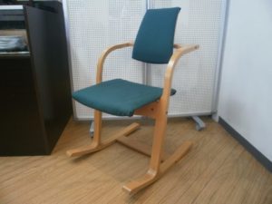 ストッケ（ヴァリエール）　バランスチェアをお買取りさせて頂きました！！