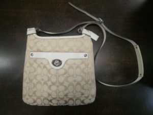 COACH　ショルダーバッグをお買取りさせて頂きました！！