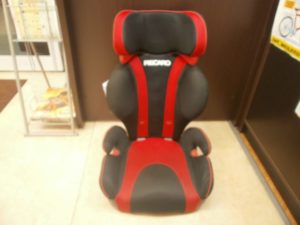 RECARO ジュニアシート Start R3 をお買取りさせて頂きました。