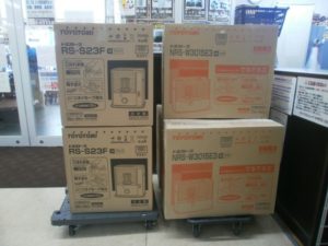 トヨトミ　石油ストーブ　入荷いたしました。