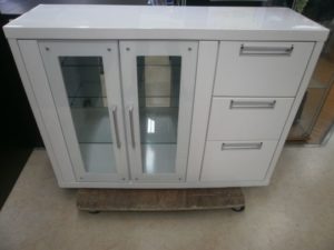 リビングボードをお買取りさせて頂きました！！