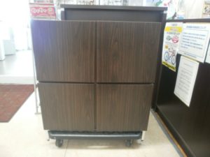 キャビネットが入荷しました！！