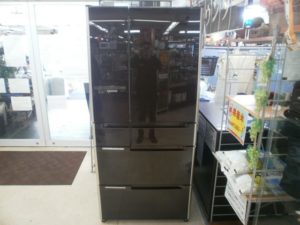 HITACHI　6ドア冷蔵庫をお買取りさせて頂きました！！