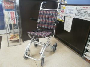 歩行器をお買取りさせて頂きました！！
