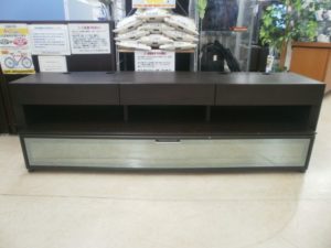 テレビボードをお買取りさせて頂きました！！