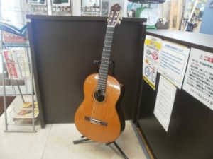 YAMAHA　クラシックギターをお買取りさせて頂きました！！