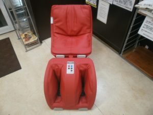ファミリーイナダ　折りたたみ式マッサージチェア”ピュアキューブ”をお買取りさせて頂きました！！