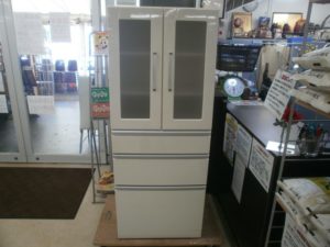 食器棚が入荷しました！！