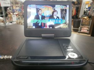 TEES　9型フルセグ対応ポータブルDVDプレーヤーをお買取りさせて頂きました！！