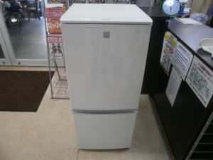 SHARP　2ドア冷蔵庫をお買取りさせて頂きました！！