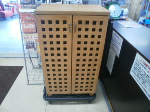 下駄箱をお買取りさせて頂きました！！