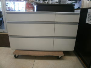 3段チェストをお買取りさせて頂きました！！