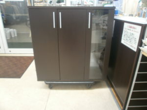 キャビネットをお買取りさせて頂きました！！