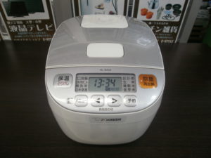 ZOJIRUSHI　炊飯ジャーをお買取りさせて頂きました！！