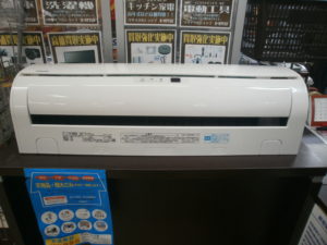 TOSHIBA　ルームエアコンをお買取りさせて頂きました！！
