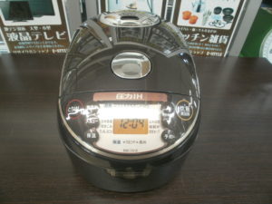 ZOJIRUSHI　圧力IH炊飯ジャーをお買取りさせて頂きました！！