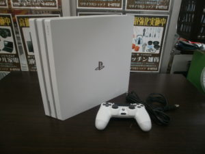 SONY PlayStation4 Proをお買取りさせて頂きました！！