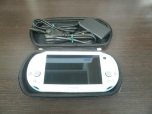 SONY PlayStation VITAをお買取りさせて頂きました！！