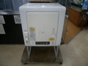 HITACHI　電気衣類乾燥機をお買取りさせて頂きました！！