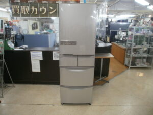 HITACHI　5ドア冷蔵庫をお買取りさせて頂きました！！