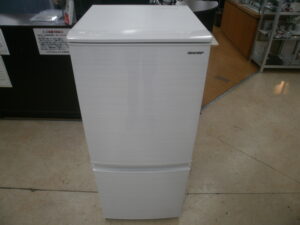 SHARP　2ドア冷蔵庫をお買取りさせて頂きました！！