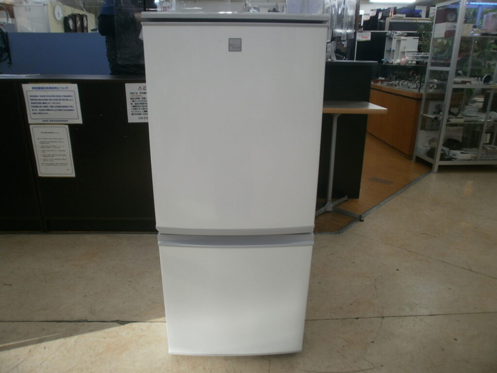SHARP　2ドア冷蔵庫をお買取りさせて頂きました！！