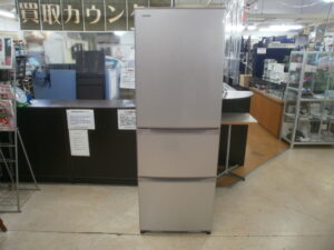 TOSHIBA　3ドア冷蔵庫をお買取りさせて頂きました！！