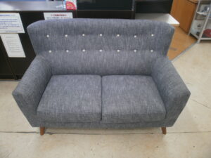2人掛けソファをお買取りさせて頂きました！！