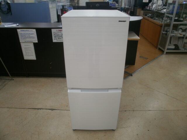 9421 訳せる 送料設置込み SHARP 2ドア冷蔵庫 152L 