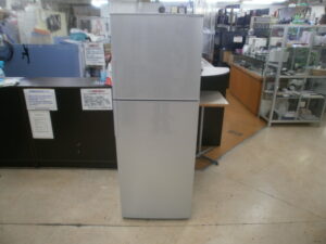 SHARP　2ドア冷蔵庫をお買取りさせて頂きました！！
