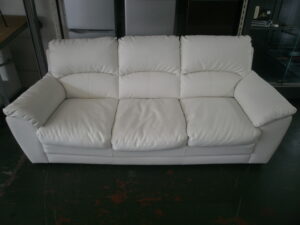 3人掛けソファをお買取りさせて頂きました！！