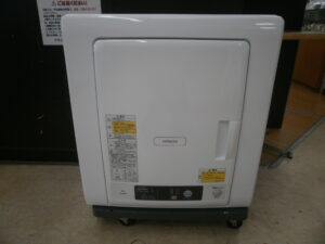 HITACHI　電気衣類乾燥機をお買取りさせて頂きました！！