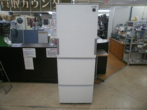 SHARP　3ドア冷蔵庫をお買取りさせて頂きました！！
