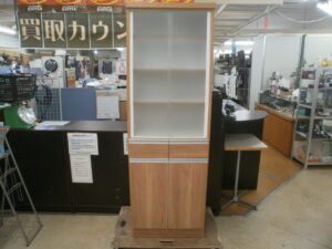 食器棚をお買取りさせて頂きました！！
