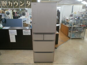 HITACHI　5ドア冷蔵庫をお買取りさせて頂きました！！