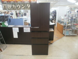 AQUA　4ドア冷蔵庫をお買取りさせて頂きました！！