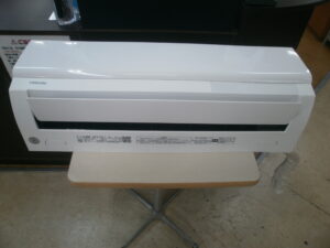 TOSHIBA　ルームエアコンをお買取りさせて頂きました！！