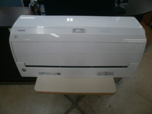 TOSHIBA　ルームエアコンをお買取りさせて頂きました！！